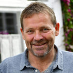 hansi hansi
